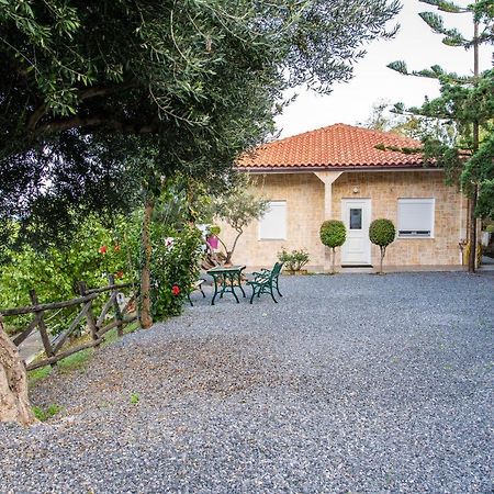 Chic & Spacious House In Rodia Heraklion Bagian luar foto