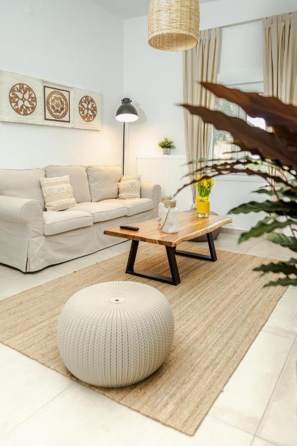 Chic & Spacious House In Rodia Heraklion Bagian luar foto